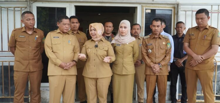 Plt. Bupati Langkat Tiorita Apresiasi Perubahan Kantor Camat Hinai Pasca Sidak