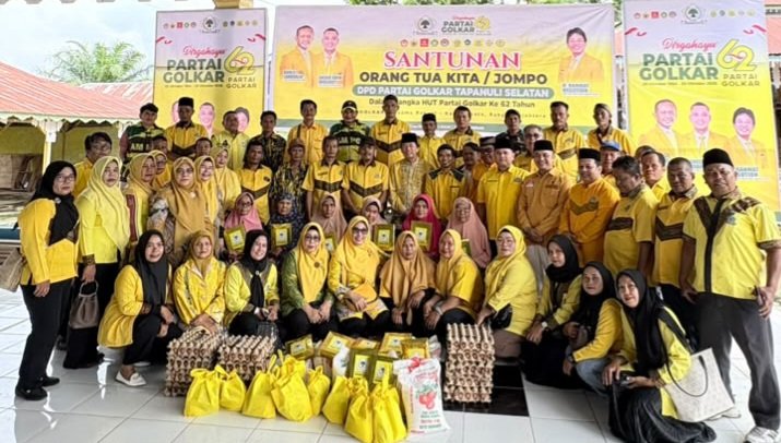 HUT ke-62 Golkar Tapsel, Berbagi di Panti Jompo, Kunjungi Pesantren Hingga Donor Darah