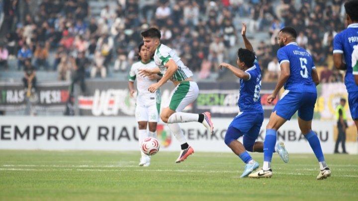 PSMS Takluk di Pekanbaru, Kartu Merah Jadi Tradisi?