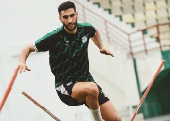 Semen Padang vs PSMS Medan: Asa Persaingan Papan Atas