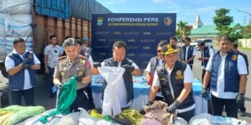 Ditreskrimsus Polda Sumut Gagalkan Perdagangan 144 Ballpres Pakaian Bekas