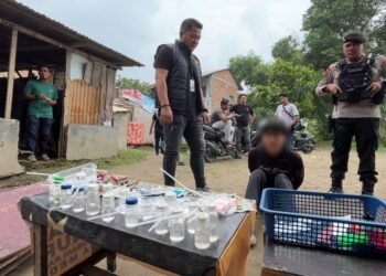 Sarang Narkoba Gang Pantai Digerebek, 4 Paket Sabu dan 7 Ganja Disita