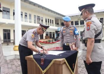Kapolres Karo Pimpin Sertijab Kasat Lantas, AKP Andita Sitepu Promosi Jadi Kapolsek Tigalingga