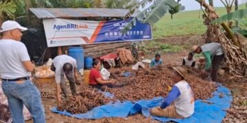 Raja Edward Sebayang Serap Aspirasi Petani Uruk Biru Pametar, Dorong Pembangunan Jalan Usaha Tani